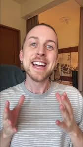 Ellery Knight's Instagram, Twitter & Facebook