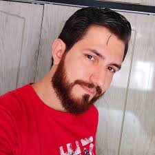 Bolsonaro aponta o dedo para os outros,...