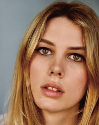 ellie rowsell of wolf alice
