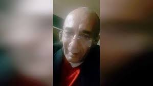 ودخل أبو اليسر ورمضان في نزاع قانوني طويل، وقضت مؤخرا المحكمة الاقتصادية، بإلزام رمضان بدفع 6 ملايين جنيه تعويض للطيار أبو اليسر، عن الأضرار التي لحقت به جراء أزمة صورة الطائرة. Ø§Ù„Ø·ÙŠØ§Ø± Ø§Ù„Ù…ÙØµÙˆÙ„ Ø³Ø£ØªÙ‚Ø¯Ù… Ø¨Ø§Ù„ØªÙ…Ø§Ø³ Ù„Ø³Ù„Ø·Ø© Ø§Ù„Ø·ÙŠØ±Ø§Ù† Ø§Ù„Ù…Ø¯Ù†ÙŠ Ø§Ù„Ø£Ø­Ø¯ Ø§Ù„Ù…Ù‚Ø¨Ù„ Ù…ØµØ± Ø§Ù„ÙˆØ·Ù†