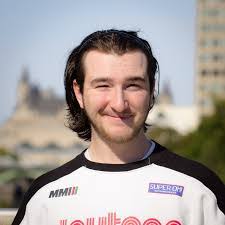 Nathaniel Leslie's Instagram, Twitter & Facebook