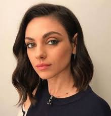 Mila kunis looks completely unrecognizable in her new movie. Mila Kunis Vergleichen Sie Die Korpergrosse Das Korpergewicht Die Korpermasse Mit Anderen Beruhmtheiten Stellameus