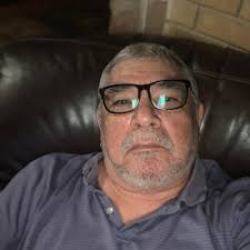 BREAKING: Donald Trump lands in Alaska, all dressed and ready to negotiate  with Vladimir Putin. #DonaldTrump #Putin