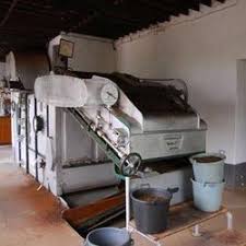 A hair dryer, hairdryer or blow dryer is an electromechanical device that blows ambient or hot air over damp hair to speed the evaporation of water to dry the hair. Tea Dryer Machine Buy Tea Dryer Machine In Coimbatore Tamil Nadu India