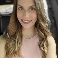 Amie Moore's Instagram, Twitter & Facebook