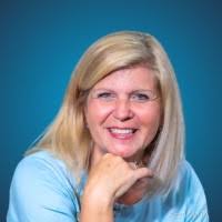 600+ "Tania Van" profiles