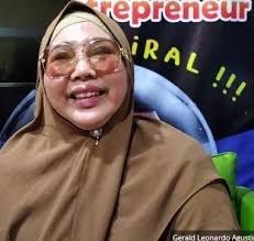Viral di TikTok Sosok Tante Bestie, Ajak Masyarakat Beli Rumah Tipe Cluster  Cuma Modal "KTP + Nafas"