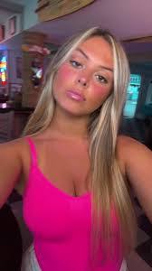 Jaclyn Colella's Instagram, Twitter & Facebook