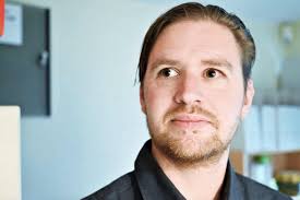 Casper er chef i Esbjergs mindste Netto og efter flere måneder med rygter  og spekulationer afslører han nu: