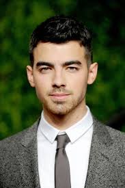 Joe Jonas Photos Photos 2011 Vanity Fai Kristen Stewart Celebrities Joe Jonas Celebrity Photos Kri In 2020 Joe Jonas Jonas Brothers Celebrity Photos