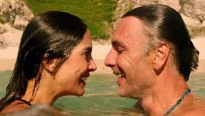 Raoul bova e maria chiara giannetta salutano il pubblico di canale 5 con l'ultima puntata di. Calabria Terra Mia Lo Spot Turistico Con Raoul Bova E Rocio Munoz Morales Fa Discutere Engage