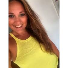 Libby Nicholson (@libbynicholson)