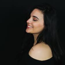 Her side profile?/!?/-! Wtf how is she real Nicola Coughlan