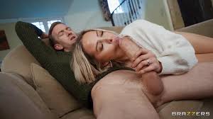 ▷ Maya Rose in Big Cock Bestie (Photo 4) | Brazzers