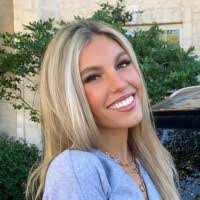 Emma Andersen's Instagram, Twitter & Facebook