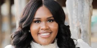 Jasmine Tucker's Instagram, Twitter & Facebook