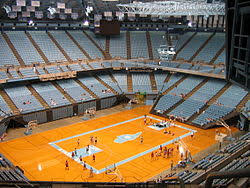 dean smith center wikipedia