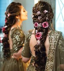 Hair style accessories for indian wedding hairstyles. 10 Popular And Traditional Hindu Bridal Hairstyles Styles At Life
