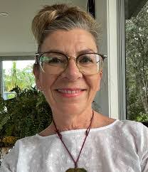 Jocelyn Dale's Instagram, Twitter & Facebook