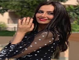 أعلنت الفنانة المصرية، حلا شيحة، اليوم الجمعة، أنه لا علاقة لها بفيلم مش أنا، الذي طرح مؤخرا في دور العرض السينمائية، وشاركها بطولته الفنان تامر حسني، وذلك بعد أن تغيرت حياتها، على حد قولها. Ø­Ù„Ø§ Ø´ÙŠØ­Ø© ØªØ¨Ù‡Ø± Ù…ØªØ§Ø¨Ø¹ÙŠÙ‡Ø§ Ø¨ØµÙˆØ± Ø¬Ø¯ÙŠØ¯Ø© Ù…Ù† Ø®ÙŠØ§Ù†Ø© Ø¹Ù‡Ø¯