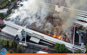 Последние твиты от incendios españa (@incendioses). Incendio En Hospital De Santiago De Chile Obliga A Evacuar A Pacientes