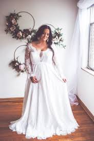 Tidebuy plus size wedding dresses are populous among people with their available sizes, awesome designs, and good quality. 7 Smokin Hot Plus Size Wedding Dresses For Curvy Brides Emmaline Bride Wedding Blog