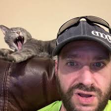 What's not to like about FREE ice cream and popsicles?!?! 🍦 Join us  Tuesday, August 12th from 6-8pm at Vander Veer Botanical Park near the  playground as the Davenport Police Association hosts