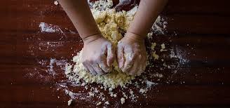 Dieses rezept für veganen schokokuchen ist total saftig und schokoladig. Vegane Kuchen Einfache Rezepte Fur Anfanger Utopia De