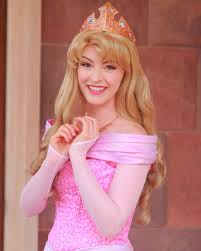 Pin By A S Strawberry On ディズニープリンセス Disney Princess Dresses Disney Face Characters Face Characters