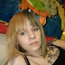 Beverly Harwell's Instagram, Twitter & Facebook