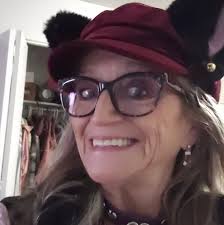 Review of Kelly Ripa's book and discussion