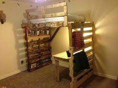 Weil die schrauben in die fußteile eingedreht werden, ist diese verschraubung besonders stabil. Die 26 Besten Ideen Zu Kinderbett Aus Europaletten Palettenbett Fur Kinder Kids Bed Pallet Bed For Kids Palettenmobel Kinder Bett Bett Aus Paletten Kindermobel