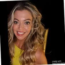 Kelly Jarrett's Instagram, Twitter & Facebook