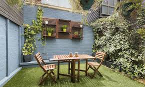 Garden has many benefits, which make the air cooler and refresh the eyes. Fabulous Garden Ideas For Small Space Design Cafe