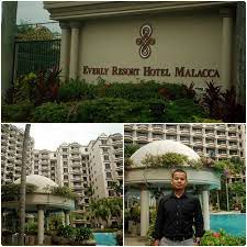 Paul hill are around 10 minutes by foot. The Straits Hotel Melaka Berhantu