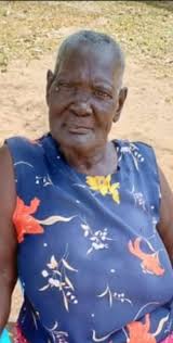 Warren Horn Chief draughtsman in Kambalda with wife