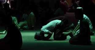 نسى الإمام سجدة فى الركعـة الثانية وفـى آخر الصلاة سجد سجدتى سهو فما الحكم اليوم السابع