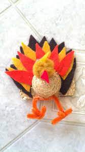 Adorable Turkey Made From A Mini Straw Hat Felt Googly Eyes Pompom And Pipe Cleaners I D Attach A Magnet And Straw Hat Crafts Thanksgiving Crafts Hat Crafts
