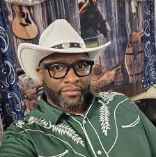 Please help us wish our Soror Kisha Porter-Lawson a Happy Birthday. We hope  you have an amazing birthday today Soror. 🎂🎈🎉 #saginawzetas #1920 #ΖΩΖ