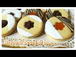 Procedimento illustrato con foto che descrivono ogni passaggio dettagliatamente. Biscotti Occhio Di Bue Youtube