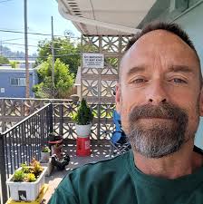 Where can I watch the Dungeons and Dragons cartoon?