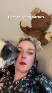 Miss Anna Lana Ding Dong (@missannalannadingdong)