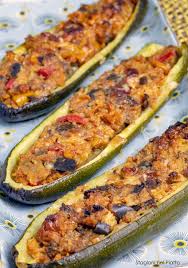 Le zucchine tonde ripiene sono una pietanza semplice, gustosa e versatile: Zucchine Ripiene Vegetariane Stagioni Nel Piatto