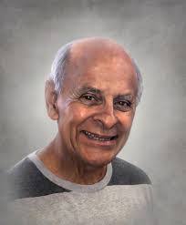 Eric Moltz's Instagram, Twitter & Facebook