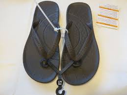 Crocs Chawaii Flip Relaxed Fit M11 Flip Flops Sandals Thong