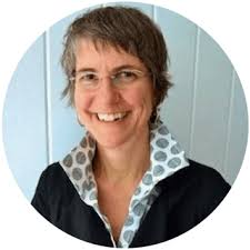 13 StORies of Women Making a Difference in O.R. and Analytics