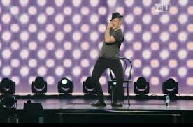 Entra e non perderti neanche una parola! Tiziano Ferro Lo Stadio Replica Speciale 30 12 2015 Rai 1 Video Peoplexpress It