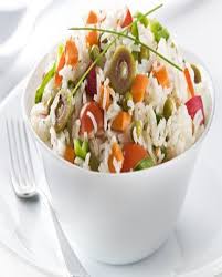 Salade De Riz Coloree Pour 6 Personnes Recettes Elle A Table Recette Salade De Riz Recettes De Cuisine Salade De Riz Facile