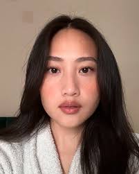 Stacy Thao's Instagram, Twitter & Facebook