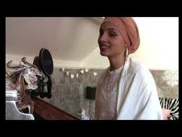 Hallelujah Mennel Arabic English Version Youtube Beautiful Songs Hallelujah Acoustic Covers